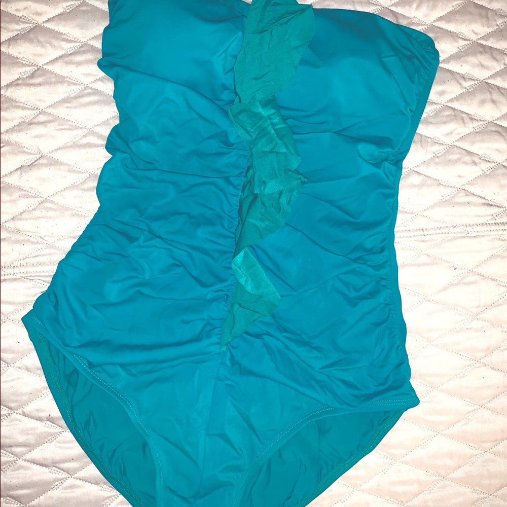 Bathing suit